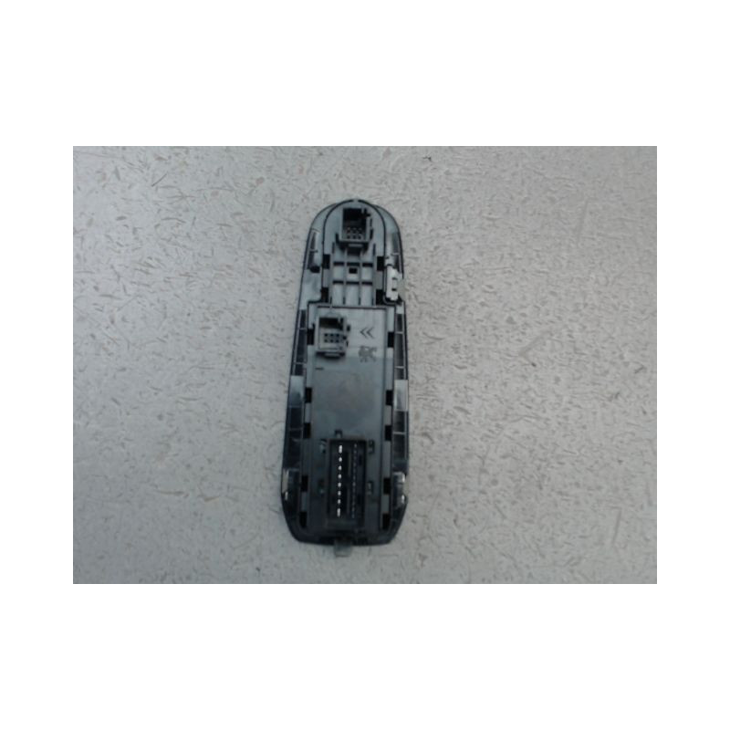 COMMANDE LEVE-GLACE PORTE AVG PEUGEOT 308