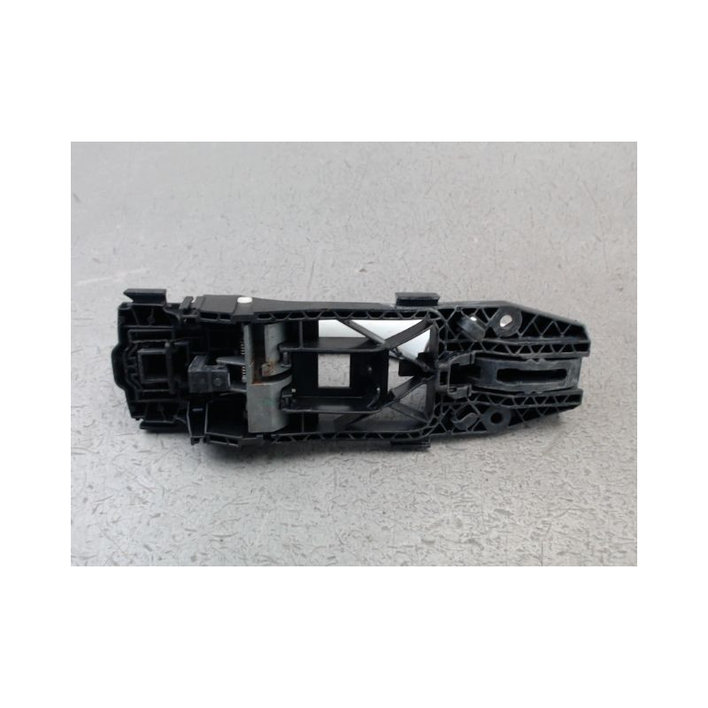 POIGNEE EXTERIEURE PORTE ARRIERE DROIT VOLKSWAGEN GOLF