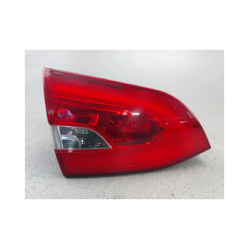 FEU ARRIERE INTERIEUR GAUCHE PEUGEOT 308