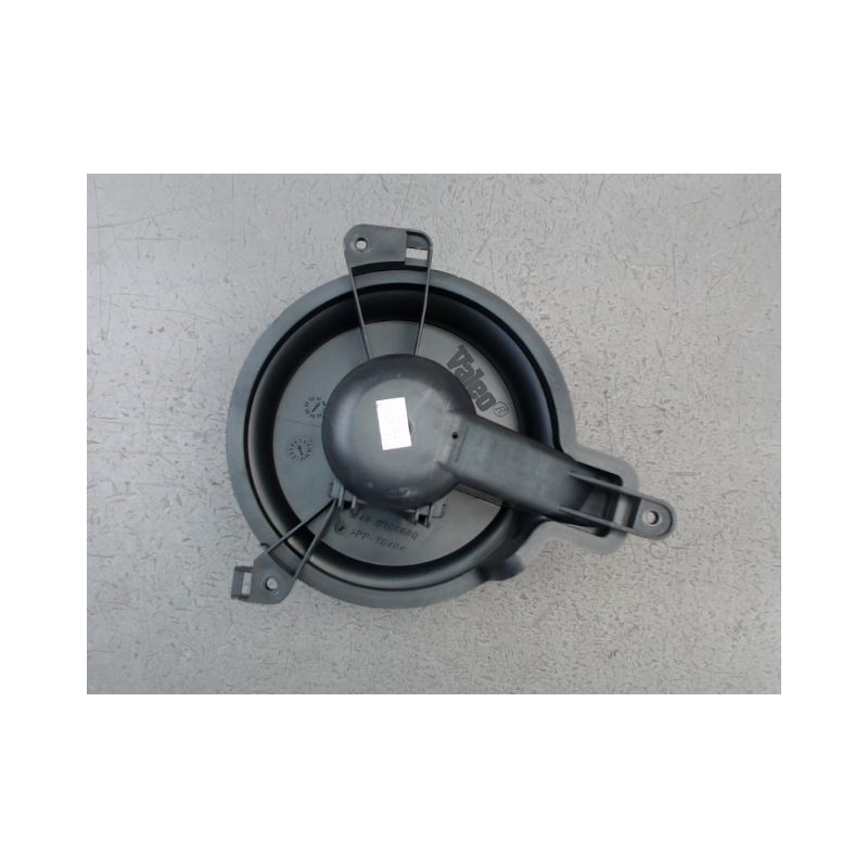MOTEUR VENTILATEUR CHAUFFAGE PEUGEOT PARTNER