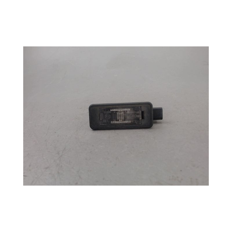 ECLAIREUR PLAQUE DE POLICE GAUCHE PEUGEOT 308