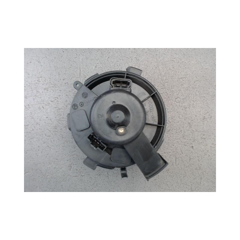 MOTEUR VENTILATEUR CHAUFFAGE PEUGEOT 206