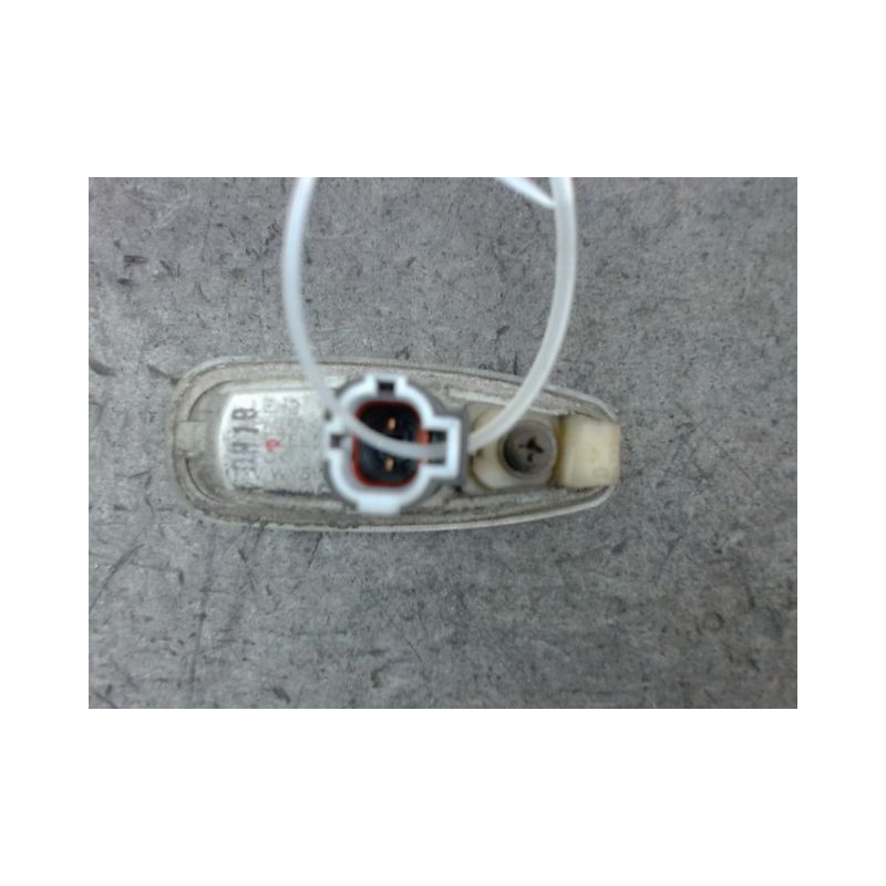 REPETITEUR AILE DROIT HYUNDAI I 30