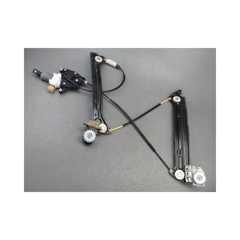 MECANISME LEVE-GLACE AVANT DROIT B.M.W. SERIE 1