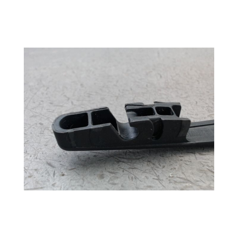 BRAS ESSUIE-GLACE ARRIERE B.M.W. SERIE 1