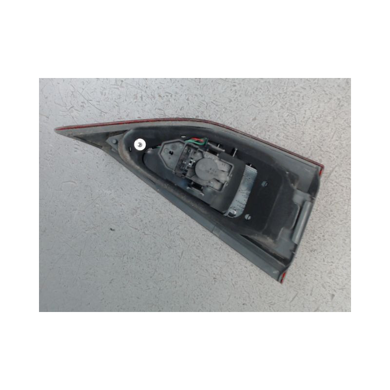 FEU ARRIERE INTERIEUR DROIT B.M.W. X1