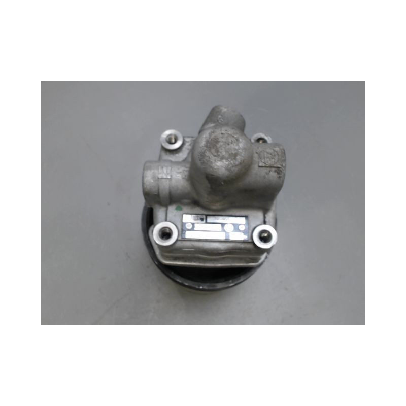 POMPE DIRECTION ASSISTEE B.M.W. SERIE 5