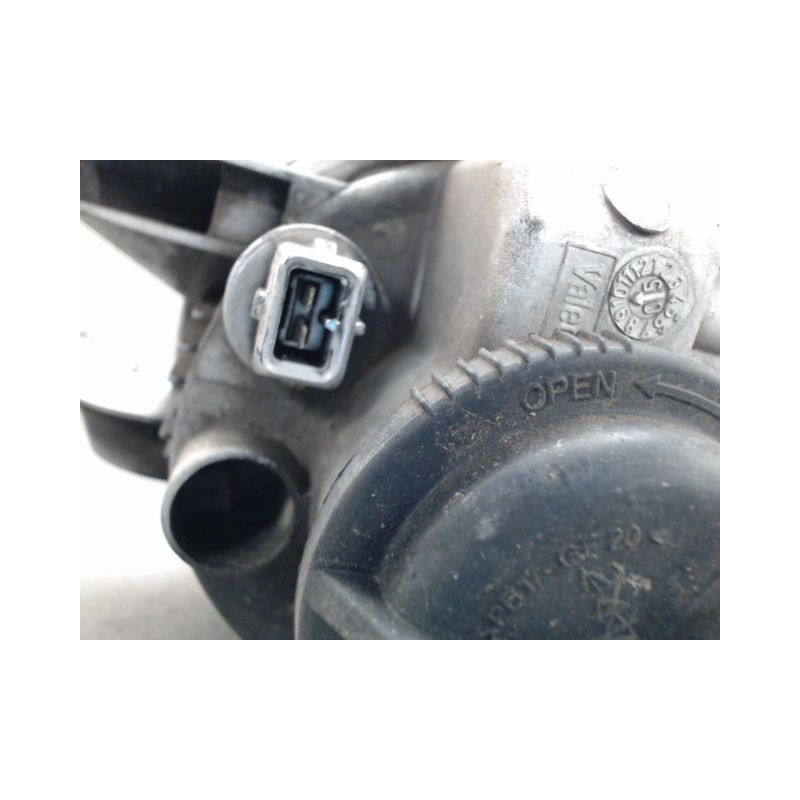 PHARE ANTIBROUILLARD AVANT DROIT PEUGEOT 206