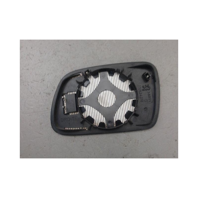 GLACE RETROVISEUR EXT D PEUGEOT 307