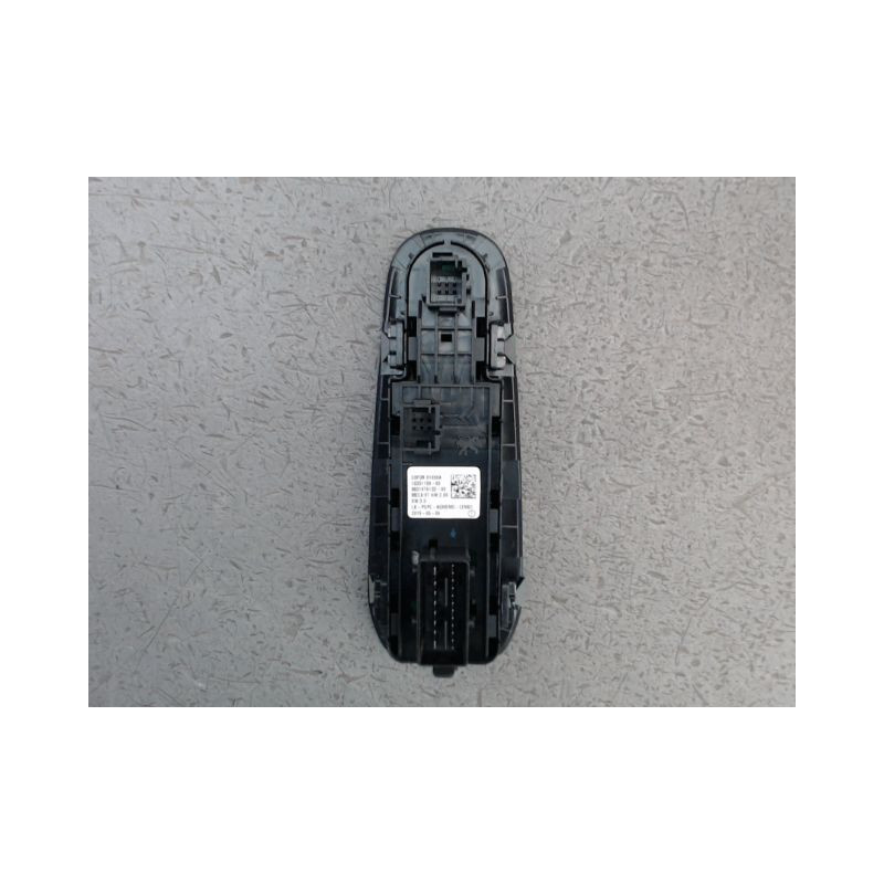 COMMANDE LEVE-GLACE PORTE AVG PEUGEOT 308