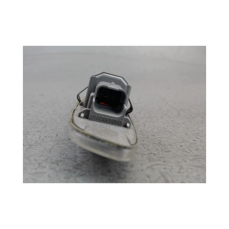 REPETITEUR RETROVISEUR DROIT CITROEN C3