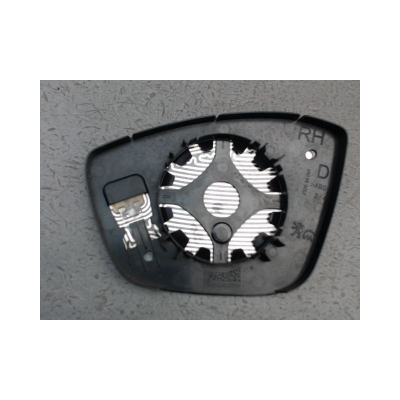 GLACE RETROVISEUR EXT D PEUGEOT 208