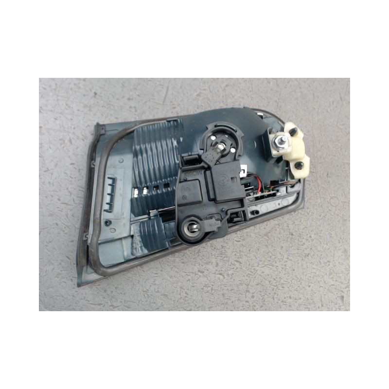 FEU ARRIERE INTERIEUR GAUCHE B.M.W. SERIE 3