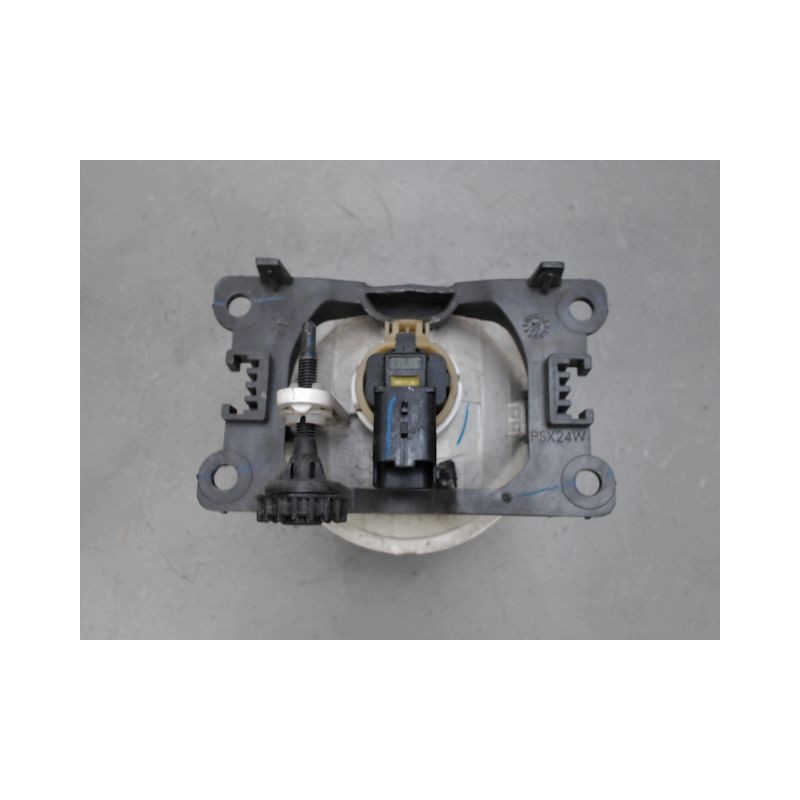 PHARE ANTIBROUILLARD AVANT DROIT PEUGEOT 3008
