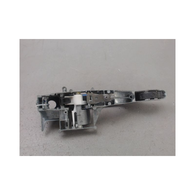 POIGNEE EXTERIEURE PORTE AVANT GAUCHE PEUGEOT 308