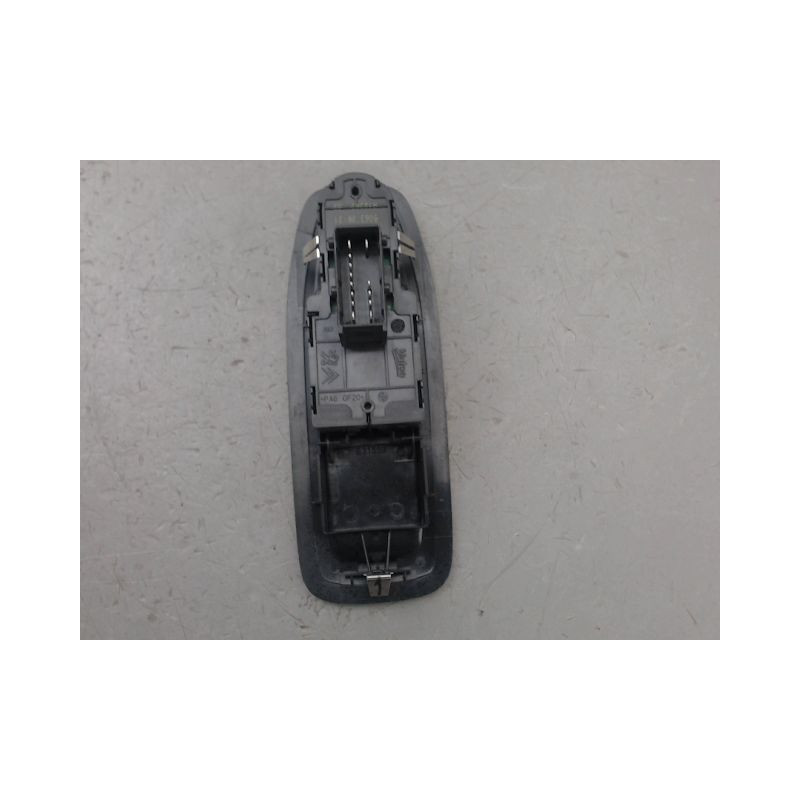 COMMANDE LEVE-GLACE PORTE AVG PEUGEOT 208