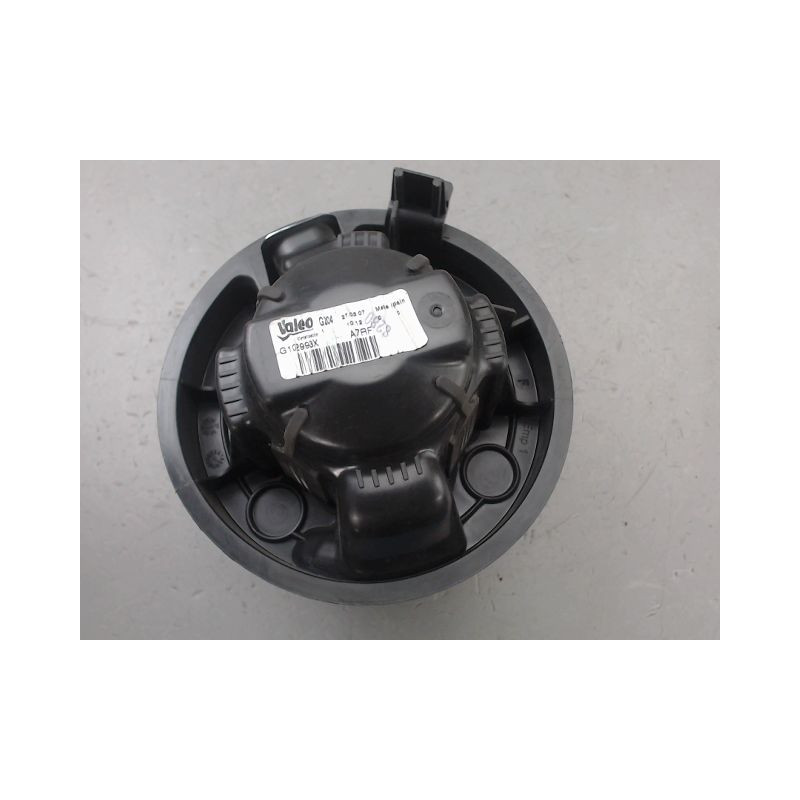 MOTEUR VENTILATEUR CHAUFFAGE PEUGEOT 207