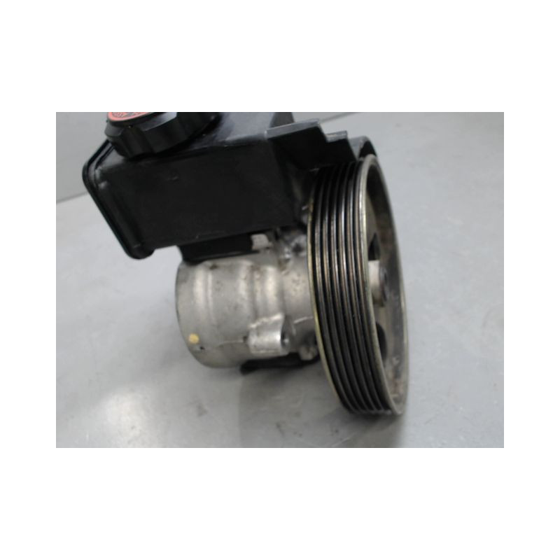 POMPE DIRECTION ASSISTEE PEUGEOT 206