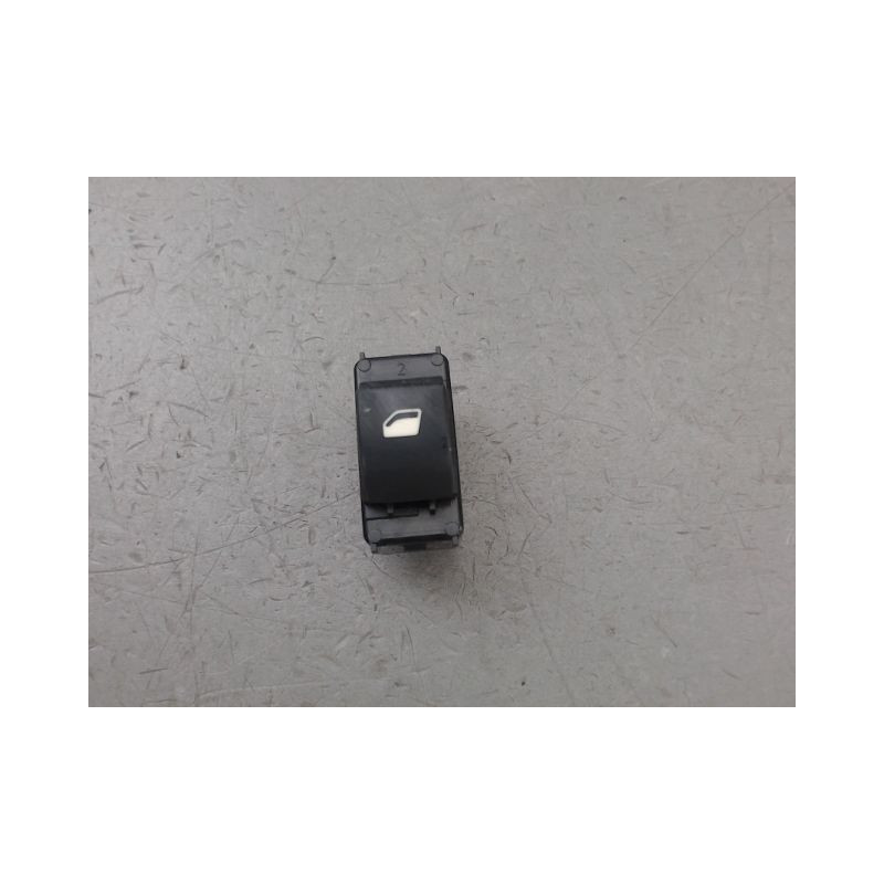 COMMANDE LEVE-GLACE PORTE AVD PEUGEOT PARTNER