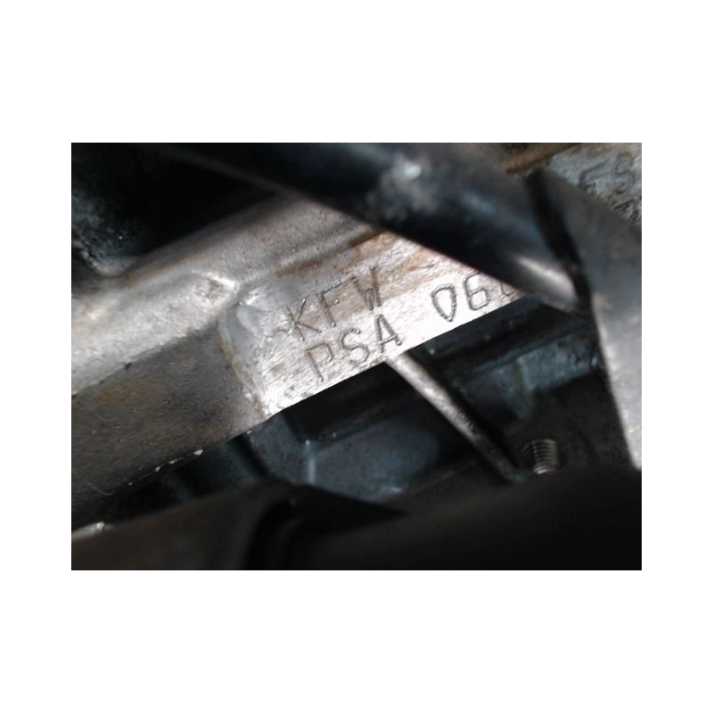 MOTEUR ESSENCE PEUGEOT 206 1.4 i