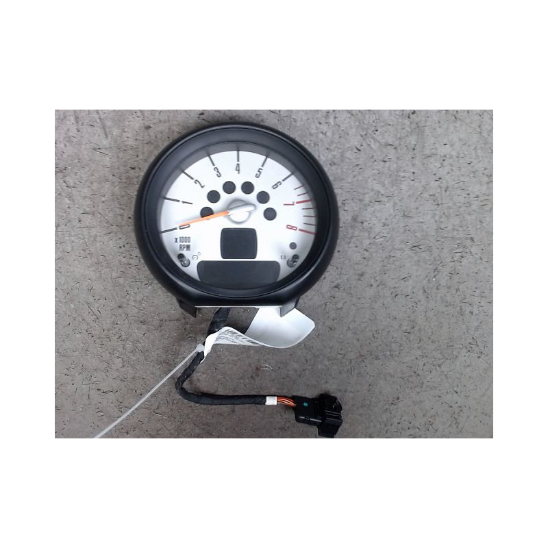 COMPTE TOURS MINI MINI 2010-