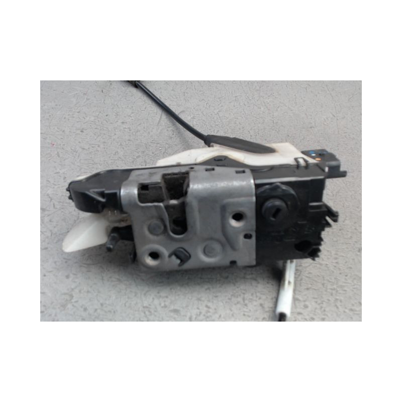 SYSTEME CONDAMNATION AVANT GAUCHE PEUGEOT 2008