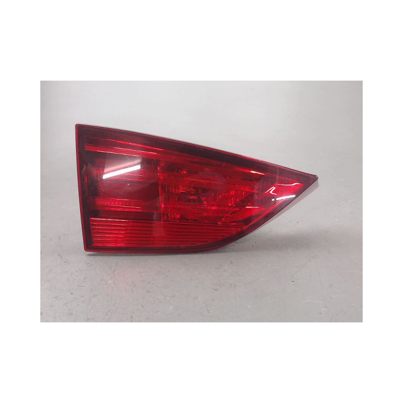 FEU ARRIERE INTERIEUR GAUCHE B.M.W. X1