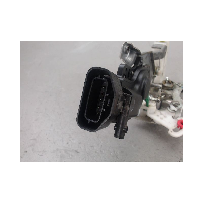 SYSTEME CONDAMNATION AVANT GAUCHE PEUGEOT 107