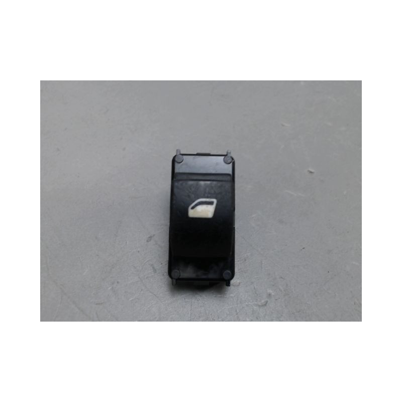 COMMANDE LEVE-GLACE PORTE AVD CITROEN BERLINGO
