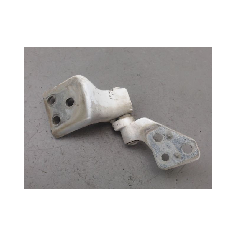 CHARNIERE INF PORTE BATTANTE ARG CITROEN BERLINGO