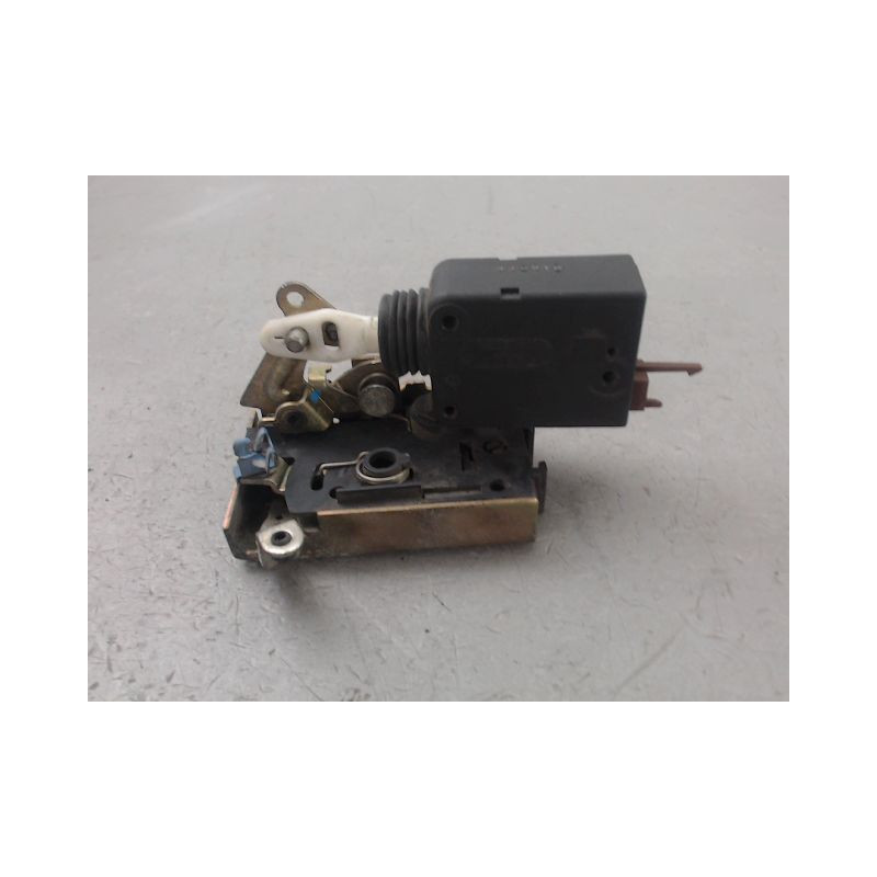 SYSTEME CONDAMNATION AVANT DROIT PEUGEOT 106