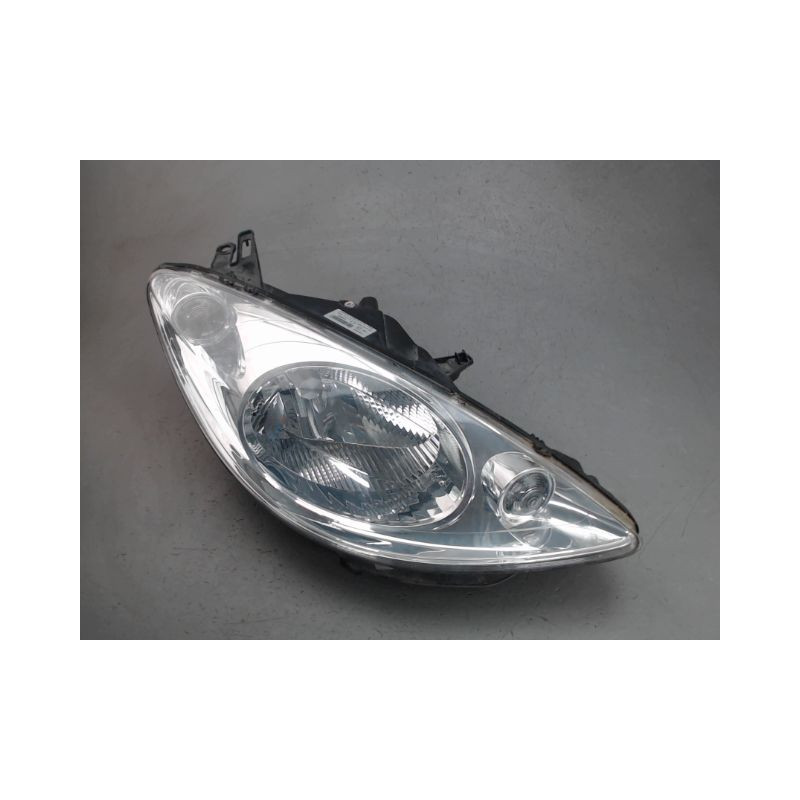 PHARE DROIT PEUGEOT 1007