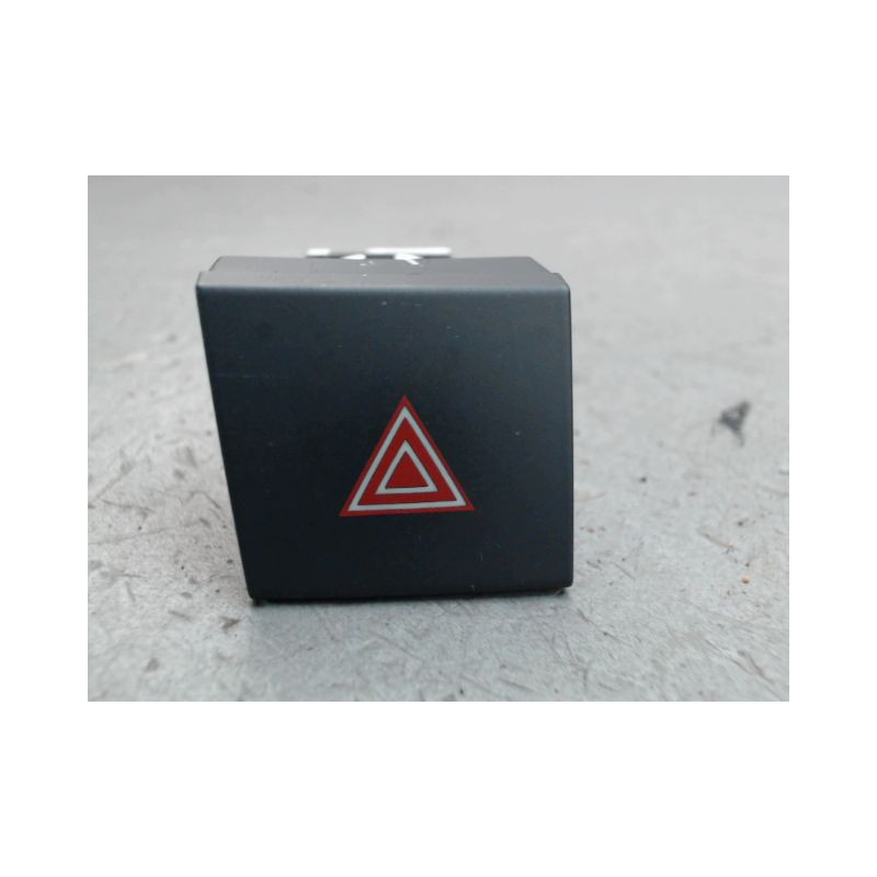 BOUTON DE WARNING PEUGEOT 508