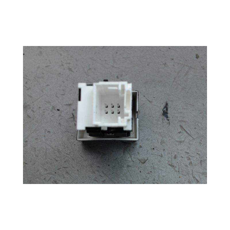 BOUTON DE WARNING PEUGEOT 508