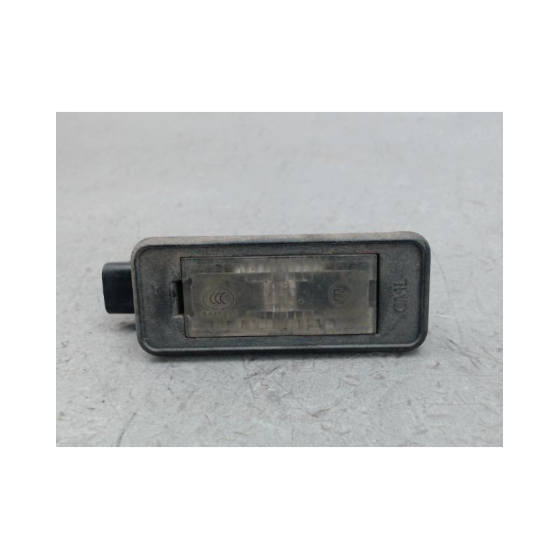 ECLAIREUR PLAQUE DE POLICE GAUCHE PEUGEOT 308
