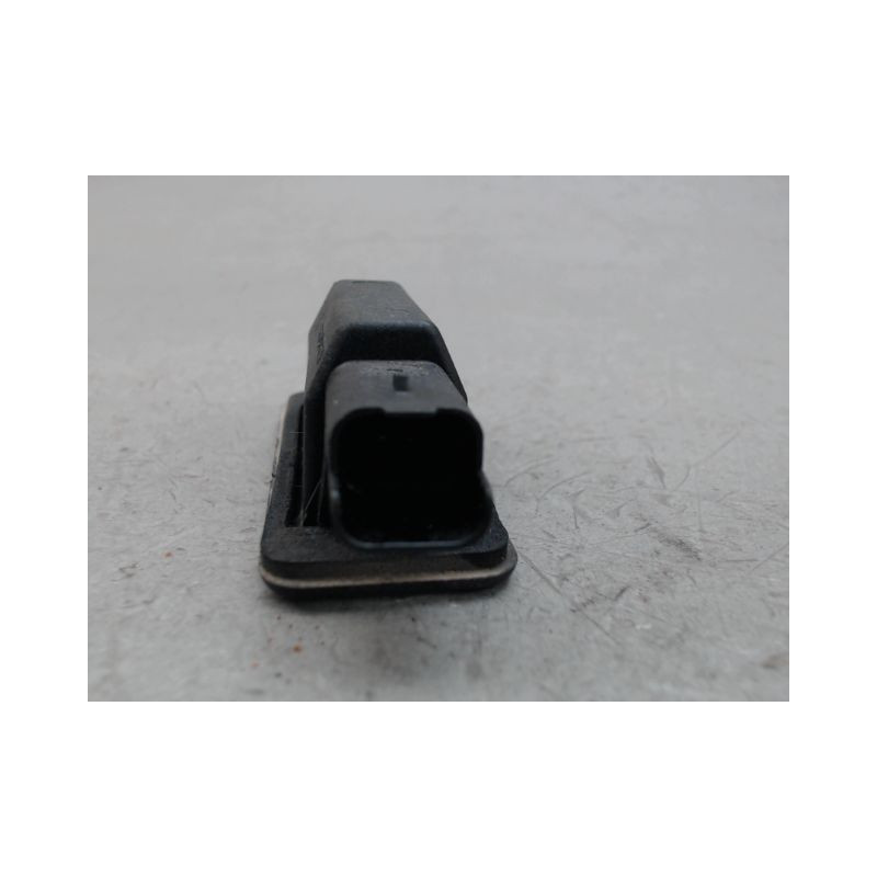 ECLAIREUR PLAQUE DE POLICE DROIT PEUGEOT 308