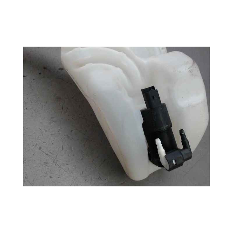 RESERVOIR LAVE-GLACE AVANT CITROEN C3