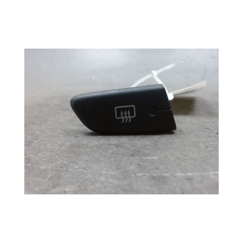 COMMANDE DEGIVRAGE LUNETTE ARRIERE TOYOTA AYGO 3P