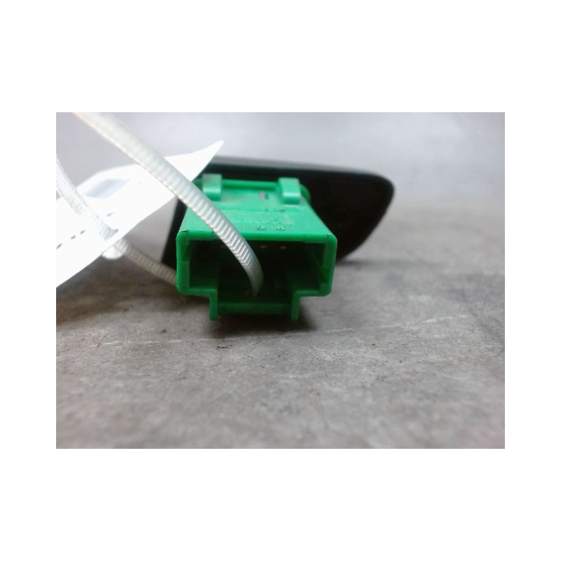 COMMANDE DEGIVRAGE LUNETTE ARRIERE TOYOTA AYGO 3P