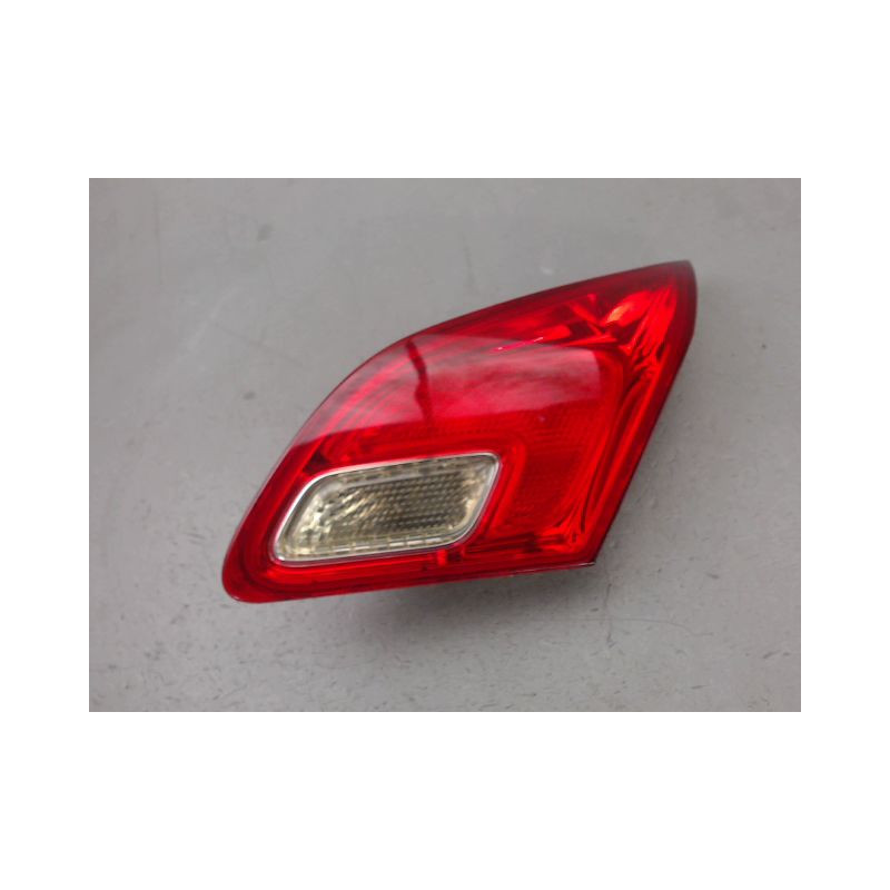 FEU ARRIERE INTERIEUR DROIT OPEL ASTRA