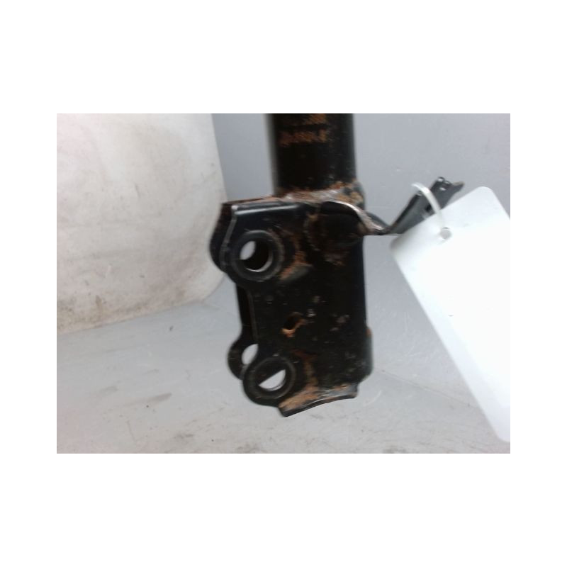 AMORTISSEUR AVANT GAUCHE TOYOTA RAV4