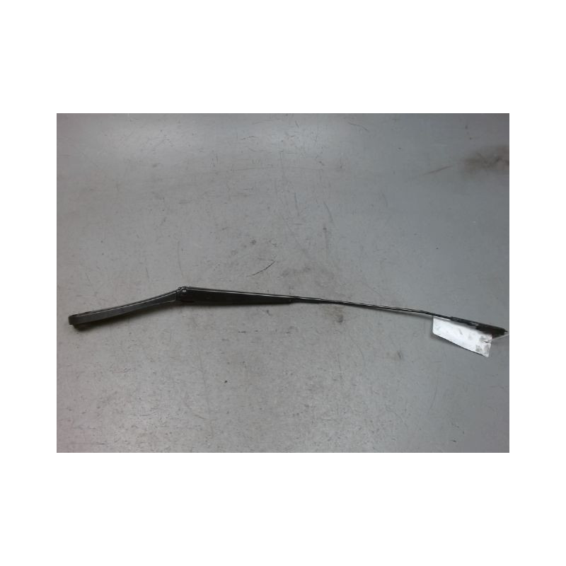 BRAS ESSUIE-GLACE AVANT DROIT FORD KUGA