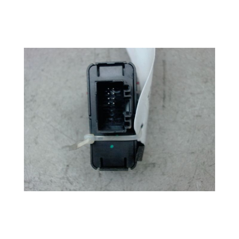 BOUTON DE WARNING SKODA CITIGO