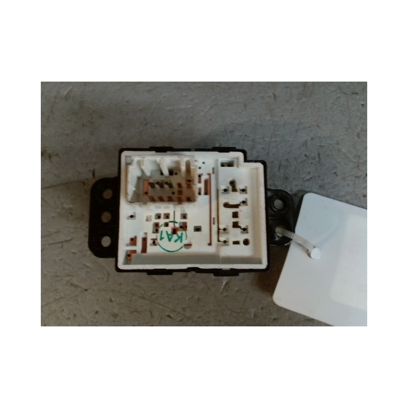 COMMANDE RETROVISSEUR EXTERIEUR ELECTRIQUE KIA CEE-D