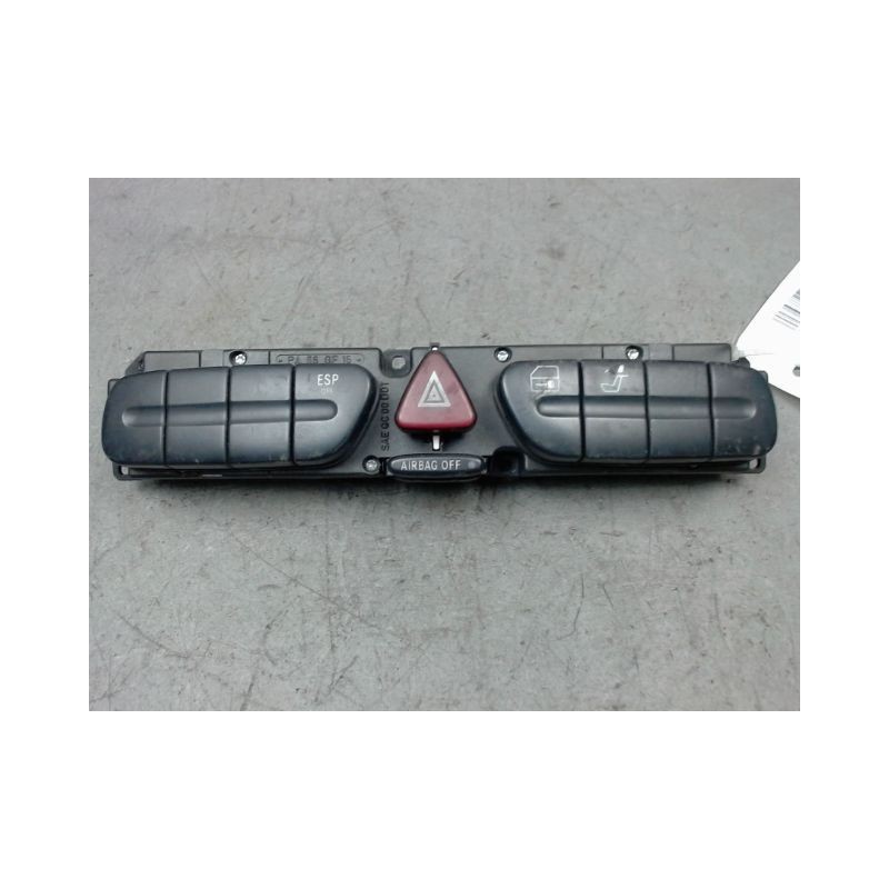 BOUTON DE WARNING MERCEDES CLASSE C 2000-