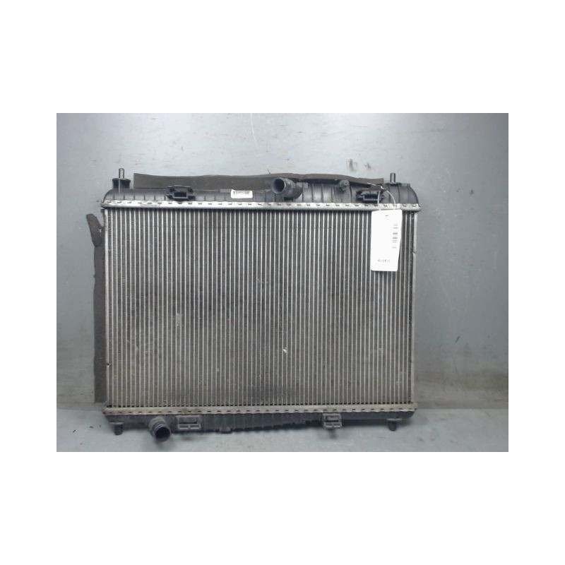 RADIATEUR FORD FIESTA