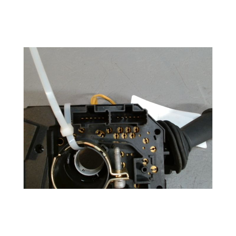 BLOC COMMODOS FIAT STILO 5P