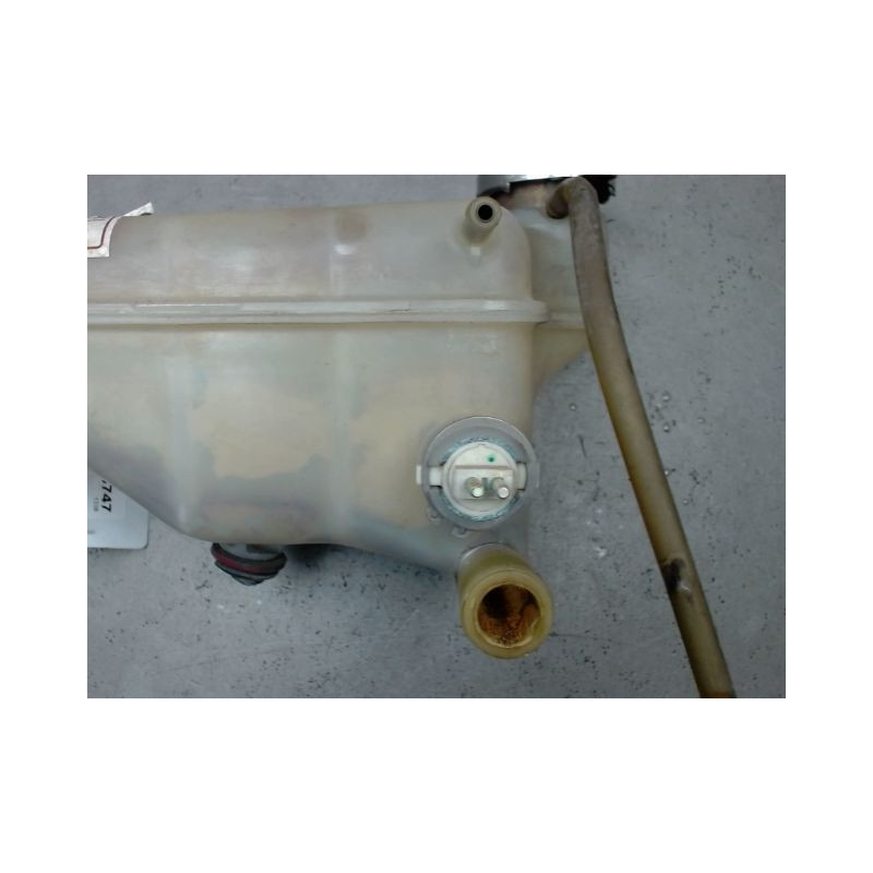 VASE EXPANSION MERCEDES 190