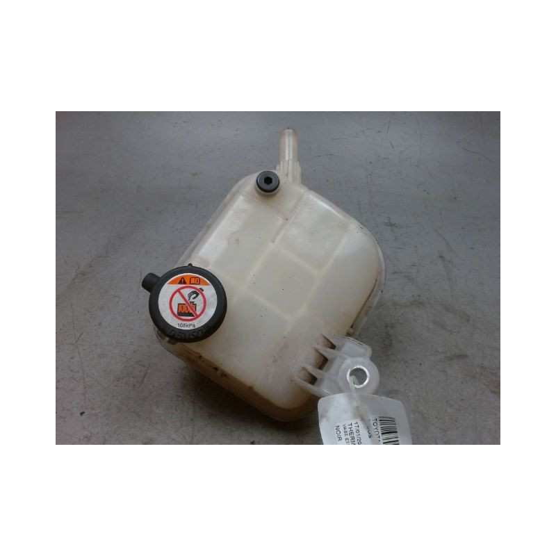 VASE EXPANSION TOYOTA PRIUS