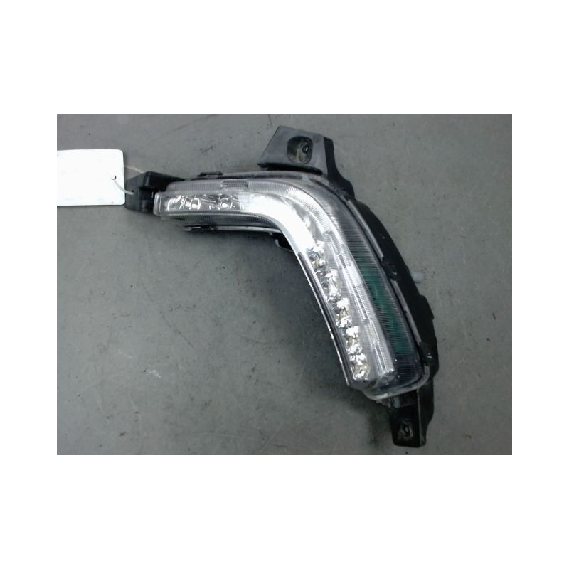 FEUX POSITION GAUCHE HYUNDAI I10